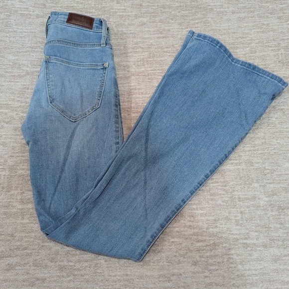 Hollister Light Blue Flare & Wide Leg Jeans - Picture 10 of 10